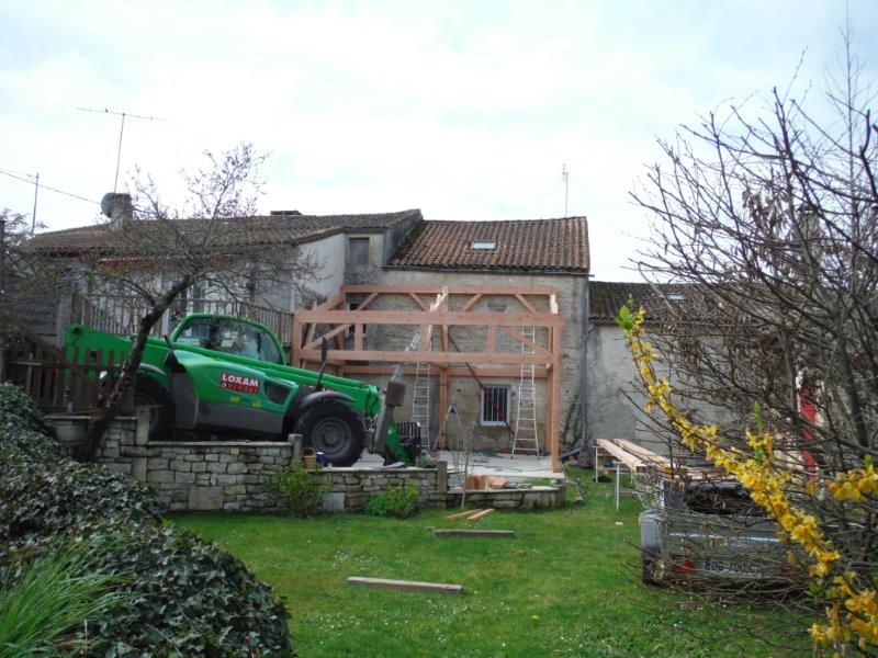 Préau bois un pan en Deux-Sèvres (79)